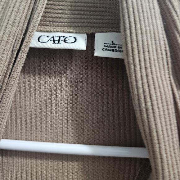 Cato Tan Vest Size Large - Picture 3 of 4